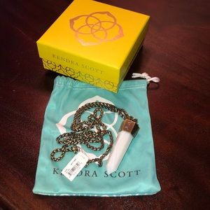 Kendra Scott necklace (Jayce)